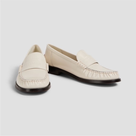 Salvatore Ferragamo Shoes - New in Box Ferragamo Irina Cream Loafers